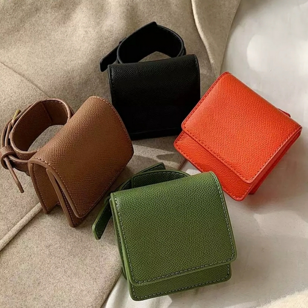 Green Mini Wrist Bag - Picture 3 of 9